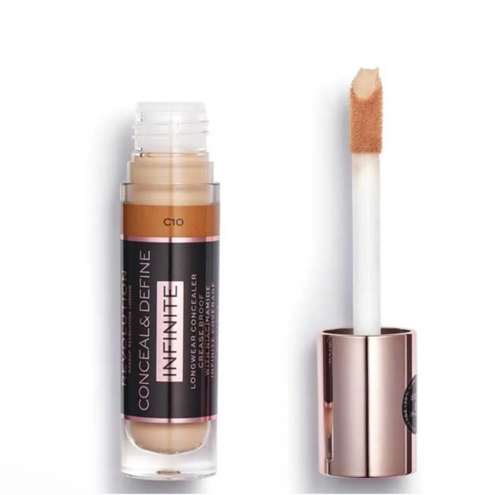 C10 | Revolution Conceal‎ & Define Infinite Longwear Concealer
